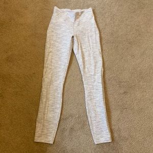 BRAND NEW Lululemon Train Times 25"